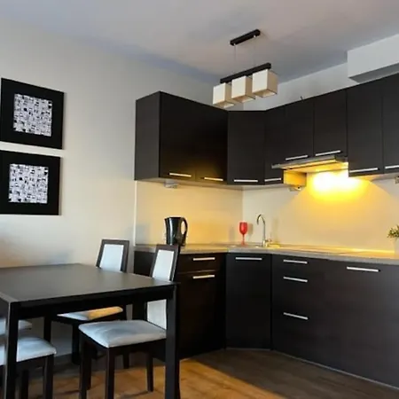 Przy Plazy, Widok Na Morze I Latarnie, Morska 5 아파트 코워브제크